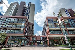 The Metropole The Galleria The Crest