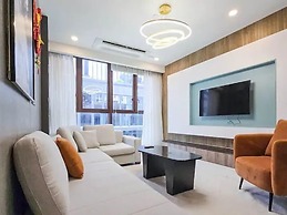 The Metropole The Galleria The Crest