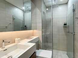 The Metropole The Galleria The Crest