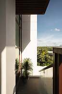 The Metropole The Galleria The Crest