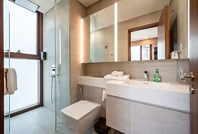 The Metropole The Galleria The Crest