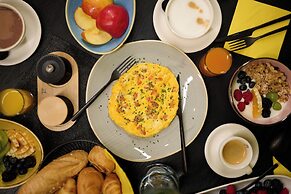 Boutique house happYellow