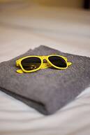 Boutique house happYellow