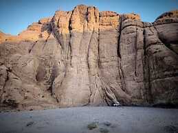 Sleep Under The Stars Wadi Rum Desert