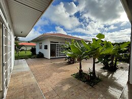 Manureva Nui Hotel Boutique