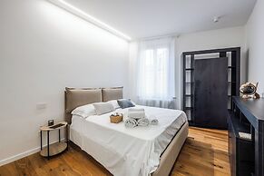 Emilia Suite Academy