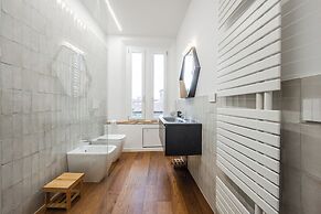 Emilia Suite Academy