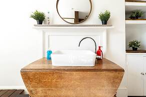 Host Stay Grafton Suite