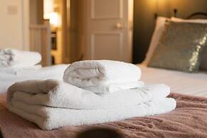 Host Stay Portland Apartment