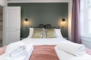 Host Stay Portland Apartment