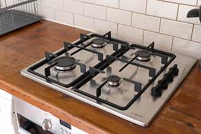 Host Stay The Navy at Frederick Gardens