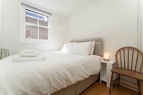 Host Stay The Navy at Frederick Gardens