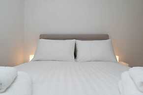 Host Stay The Navy at Frederick Gardens