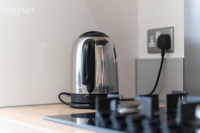 Host Stay Overhill House