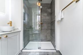 Host Stay Luxe on Margaret Street