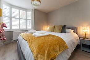 Host Stay Luxe on Margaret Street