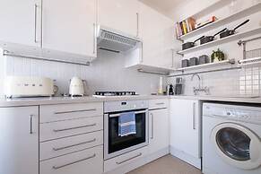 Host Stay Guildford Apartment