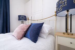 Host Stay Guildford Apartment