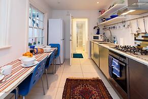 Host Stay Montpelier Colours