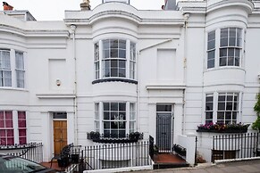 Host Stay Montpelier Colours