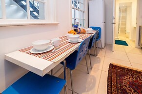 Host Stay Montpelier Colours