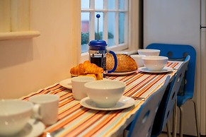 Host Stay Montpelier Colours