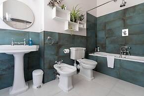 Host Stay Tranquility on Brunswick Square