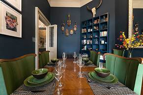 Host Stay Tranquility on Brunswick Square