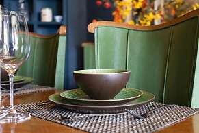 Host Stay Tranquility on Brunswick Square