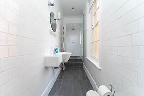 Host Stay Tranquility on Brunswick Square