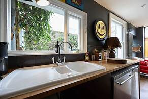 Host Stay Bernard Road Townhouse