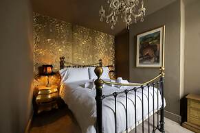 Host Stay Bernard Road Townhouse