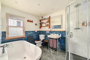 Host Stay Foundry Colours