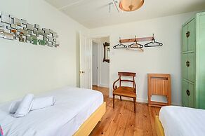 Host Stay Foundry Colours