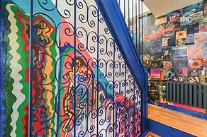 Host Stay Foundry Colours