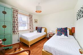 Host Stay Foundry Colours