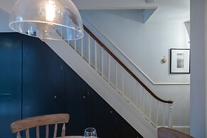 Host Stay The September Cottage