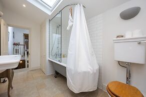 Host Stay The September Cottage