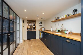 Host Stay The September Cottage