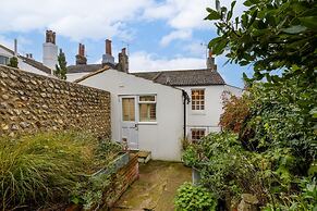 Host Stay The September Cottage