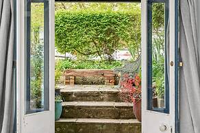 Host Stay Hanover Rest