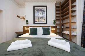 Host Stay Grafton Rustic