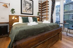 Host Stay Grafton Rustic