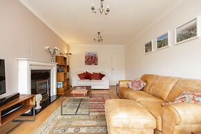 Host Stay Downs Valley House