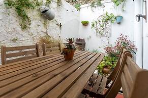 Host Stay Foundry Street Retreat