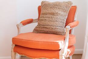 Host Stay Sunny Terrace on Robert Street