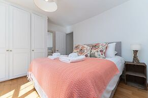 Host Stay Sunny Terrace on Robert Street