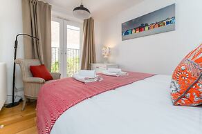 Host Stay Sunny Terrace on Robert Street