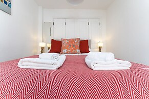 Host Stay Sunny Terrace on Robert Street