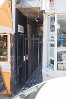 Host Stay St James Studio